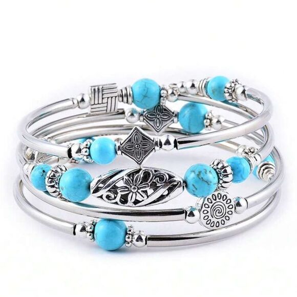 Simple & Elegant Turquoise Beaded Bracelet - Picture 4 of 5